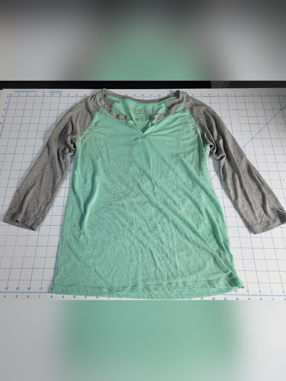 Aeropostale Mint Green and Heather Gray 3/4 Sleeve Tee